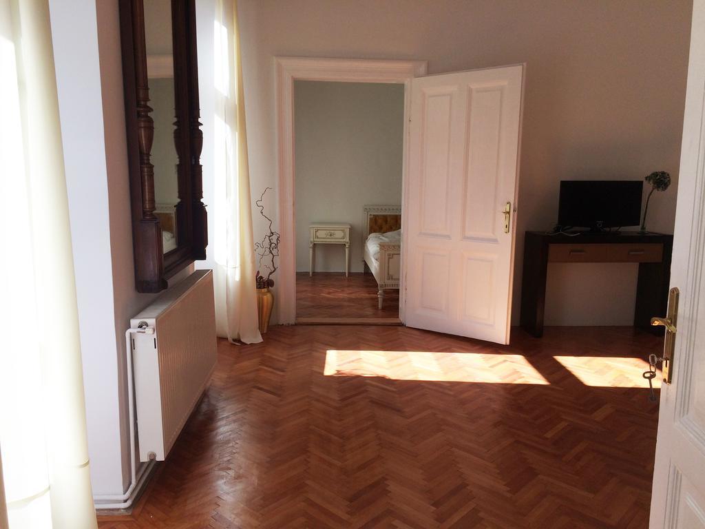 Contessa Apartment Cluj Napoca Extérieur photo